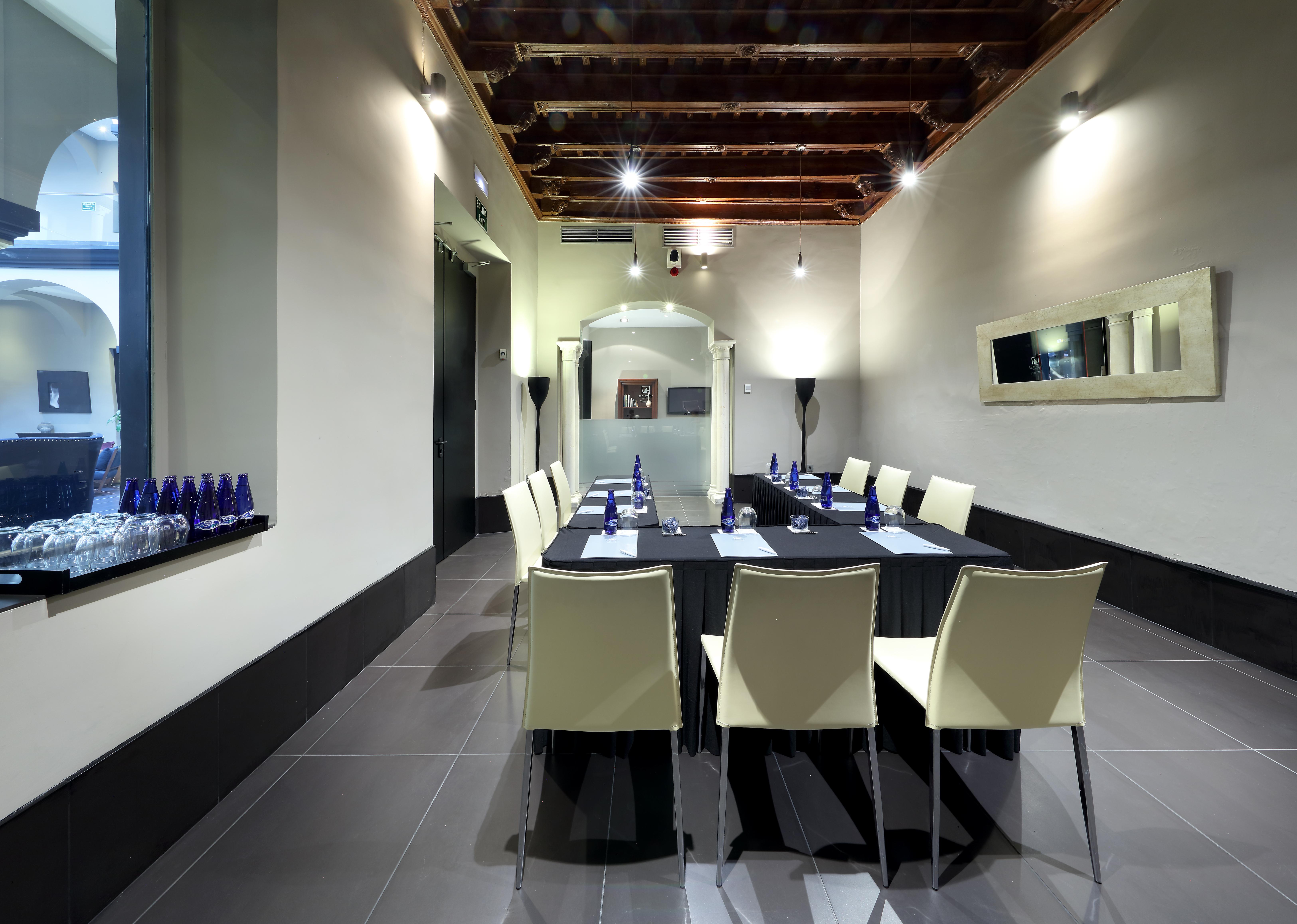Eurostars Sevilla Boutique Exterior photo